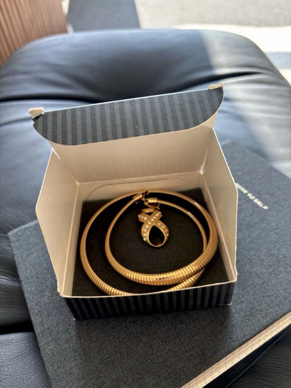 Vintage AVON 1995 Classic Golden Tone Choker Necklace Infinity Pendant W/ Box