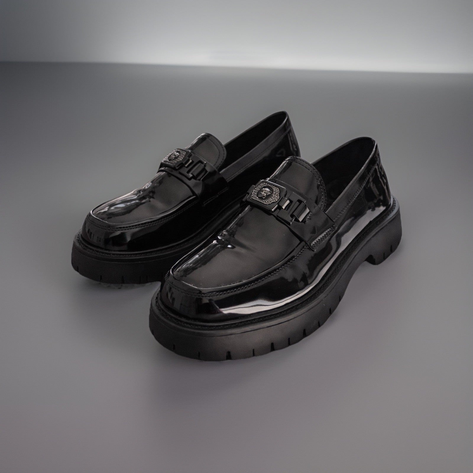 MEDUSA LOGO Designer Black Patent Finish Dress Shoe New Men Size 11 (org $685)