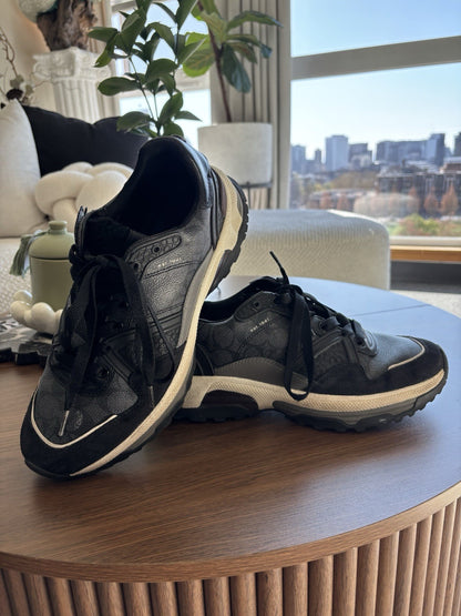 COACH Brand Men C143 Runner Sneakers  Shearling Size 10.5D Blk/White (org $225)