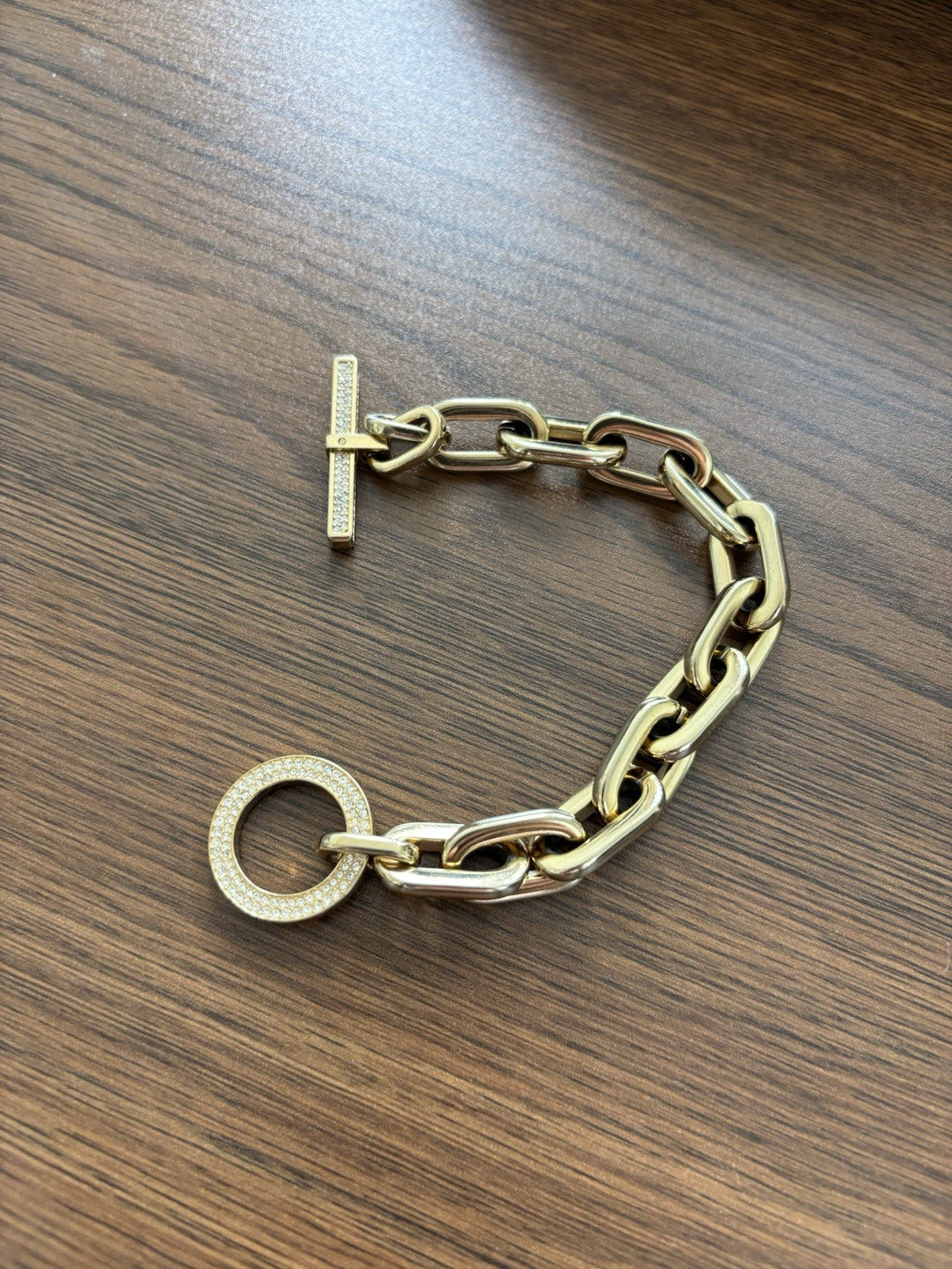 Designer MICHAEL KORS City Scape Gold Chain Crystal Toggle Bracelet Logo 8inch