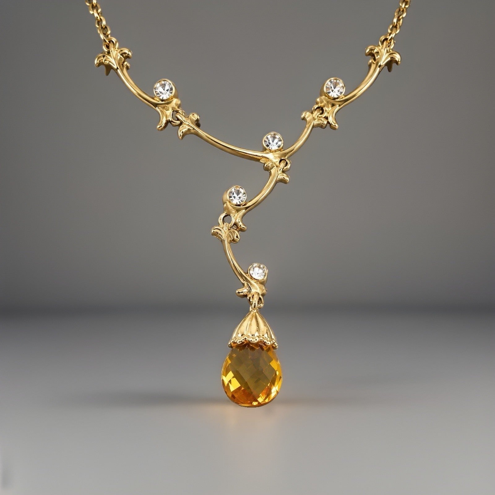AVON 1980 Vintage Pendant Necklace Nikki Ricci Gold tone Crystal Vine Drop & Box
