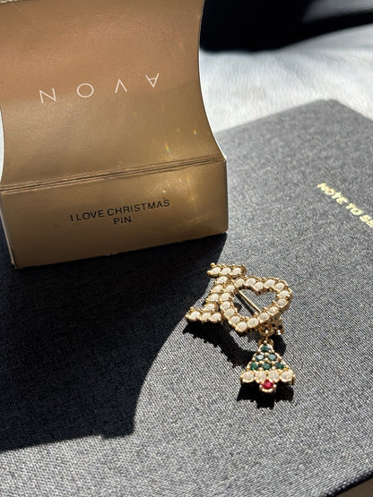 Vintage Gold AVON I Love Christmas Brooch Scarf Pin Red Green Stone /Dangle Tree